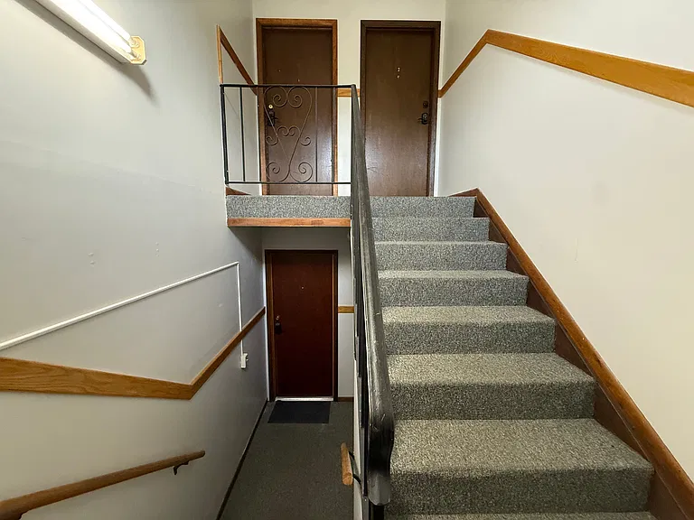 789 E Grove St #2 — Photo 12