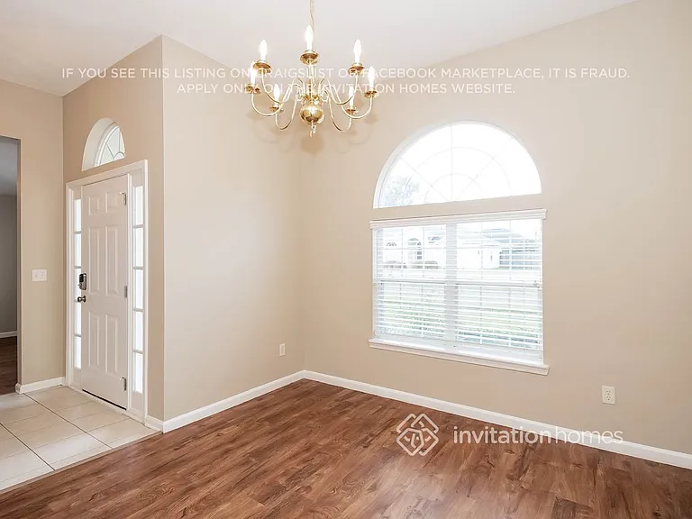 545 Thornberry Rd — Photo 5