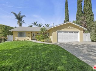 23413 Schoolcraft St, West Hills, CA 91307