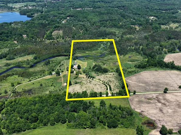 17274 Wilson Rd, Big Rapids, MI 49307