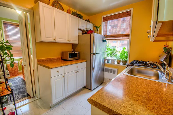 Sold by REMAX Elite | media 30