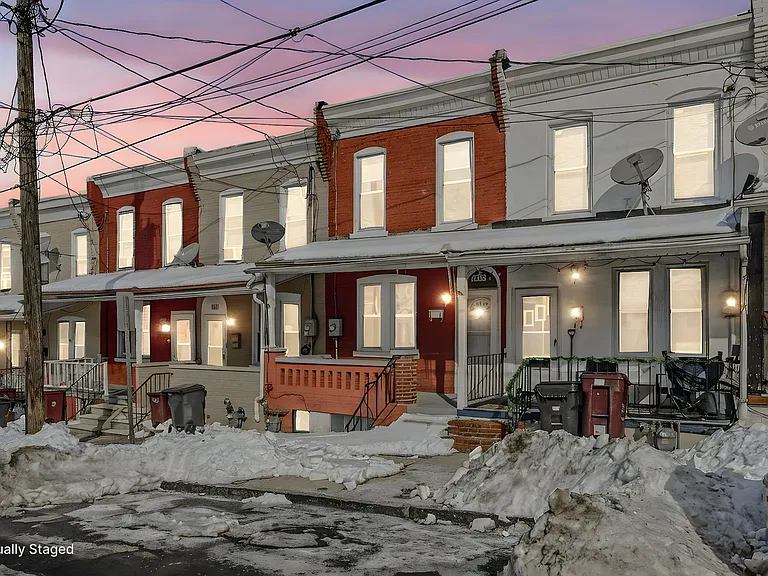 1813 W 7th St — Photo 3