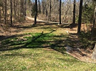 406 Monterey Rd, Great Barrington, MA 01230