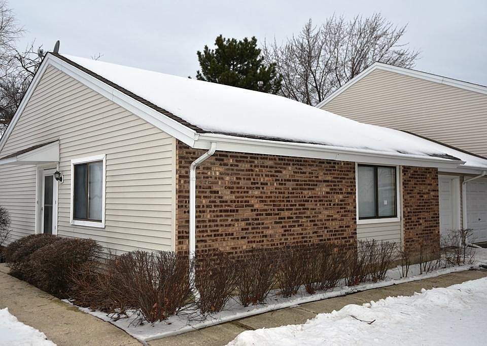 1st image of 1350 N Whispering Springs Cir