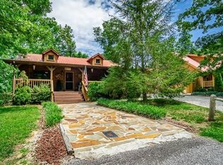 104 Meadow Brook Ln, Spencer, TN 38585