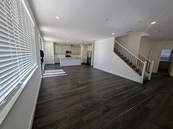 3rd image of 5049 Pinaleno Way
