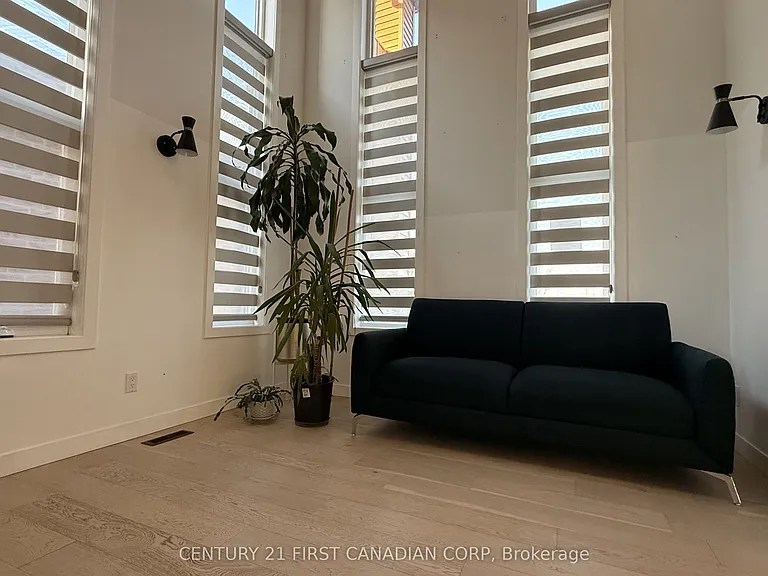 3395 Regiment Rd — Photo 3