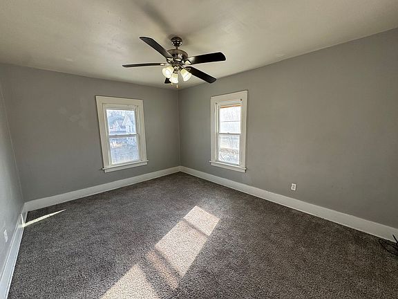 2nd image of 1414 Iowa St #2