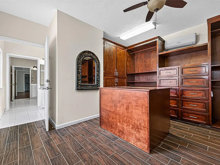 2502 Rosebluff Ct — Photo 42