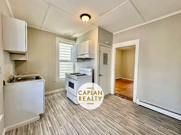 399 Howard Ave #2K — Photo 5