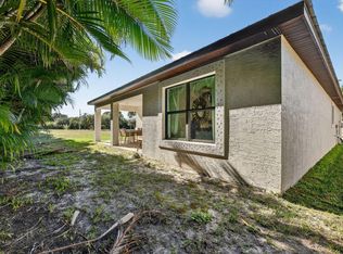 18 Montoya, Fort Pierce, FL 34949