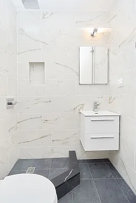 Rented by REAL New York | media 11