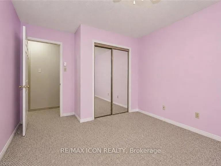 440 Durham St W #210 — Photo 18
