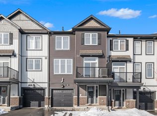 48 Teelin Cir, Ottawa, ON K2J 6V1