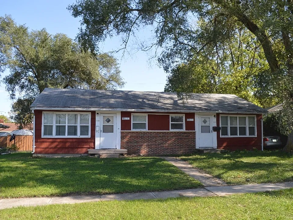 316 Village Dr
