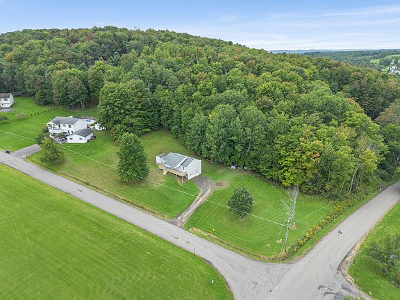 3rd image of 1214 Arbor Glade Rd