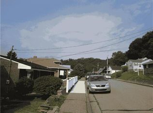 782 Valley Rd, Ambridge, PA 15003