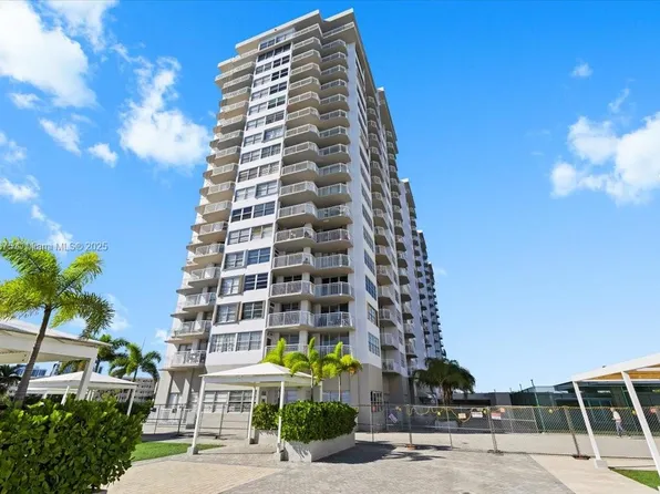 18011 Biscayne Blvd APT 1603, Aventura, FL 33160