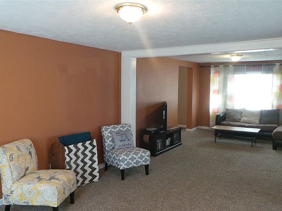 3rd image of 1019 Johnson St