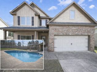 129 Mill Creek Dr, Smiths Station, AL 36877