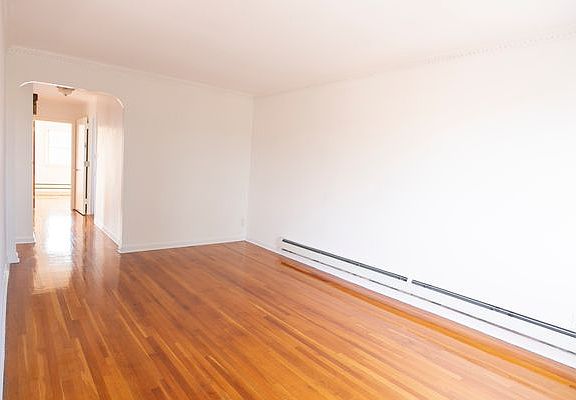 3rd image of 22-19 49th St #3T