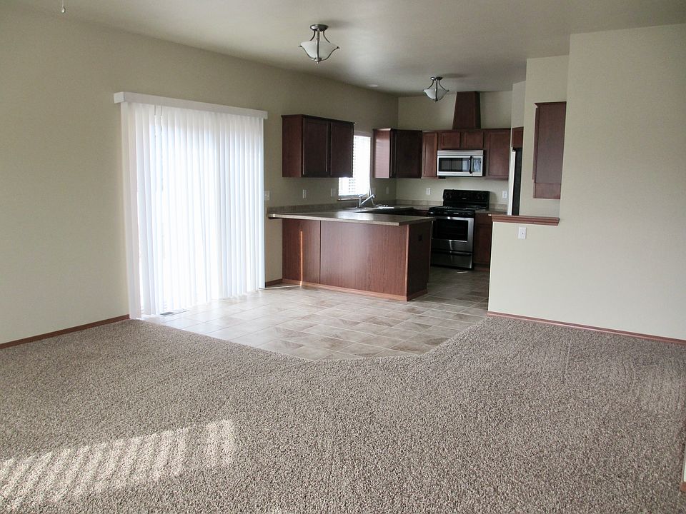 1st image of 212 S 66th Ave #1