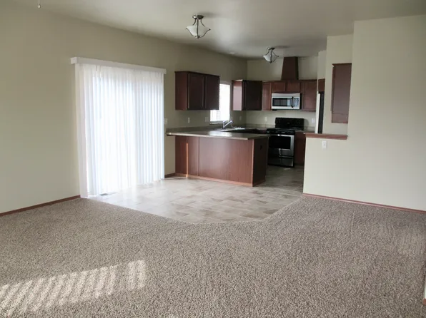 212 S 66th Ave #1, Yakima, WA 98908