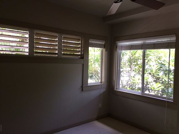 2nd image of 75-6025 Alii Dr APT J202