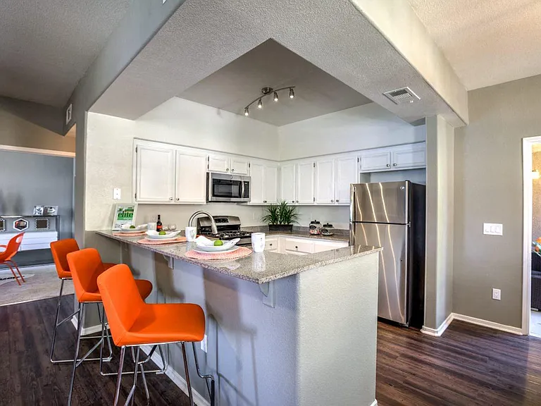 Milan Apartment Townhomes — Photo 20