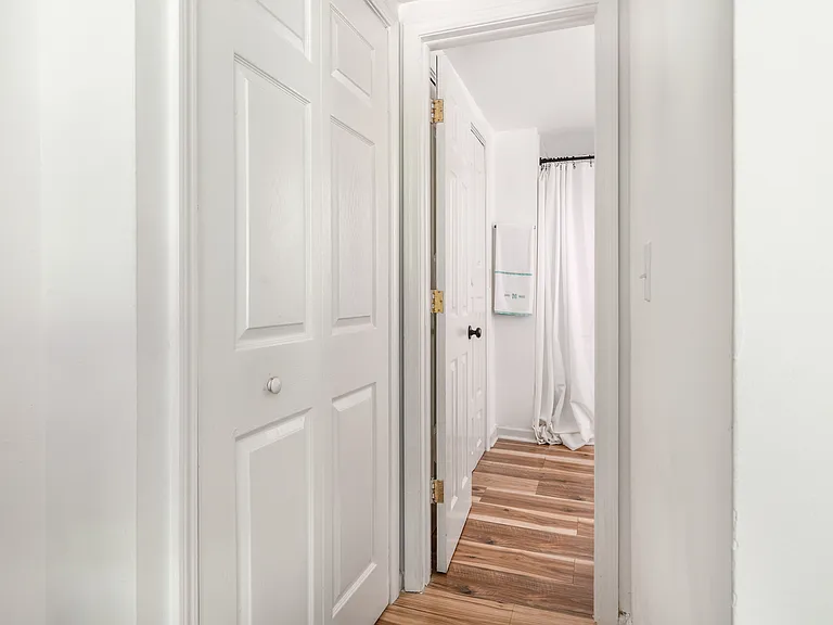 1031 Austin Ave NE #3 — Photo 22