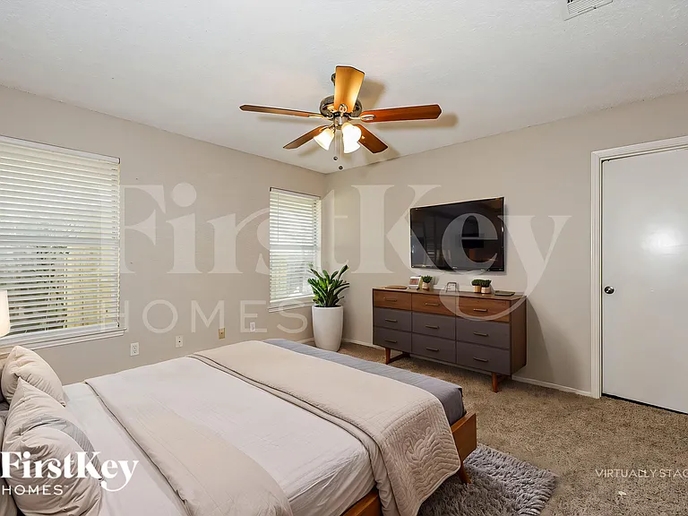 606 Plainview Dr — Photo 11
