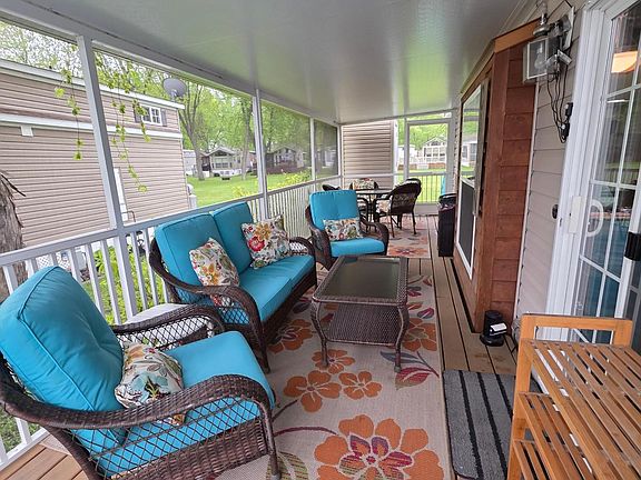 2nd image of 18096 Browns Lake Rd #60