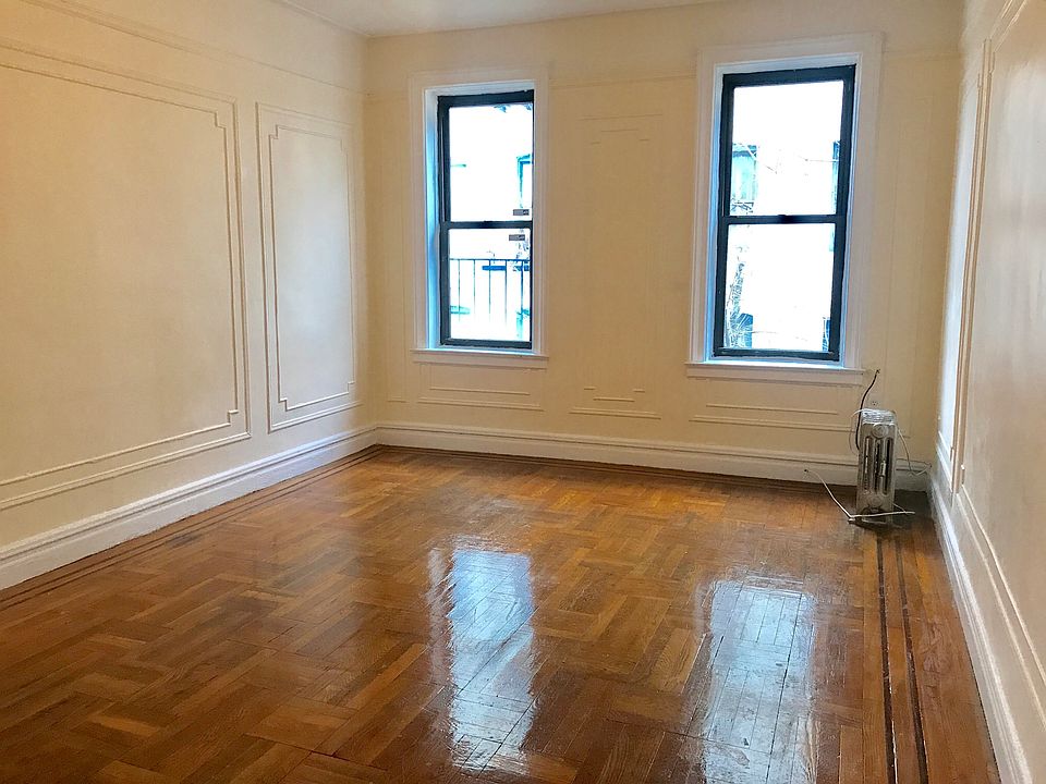 1st image of 656 E 223rd St #2D