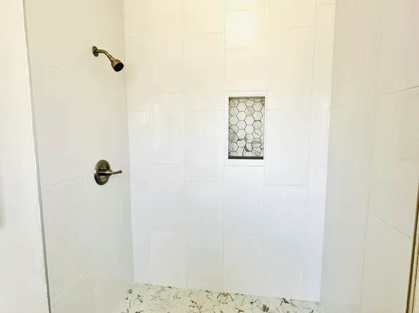 408 W Cleveland Ave, Montebello, CA 90640