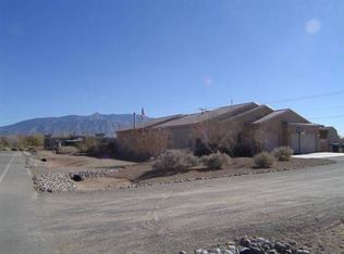 746 Talon Dr NE, Rio Rancho, NM 87144