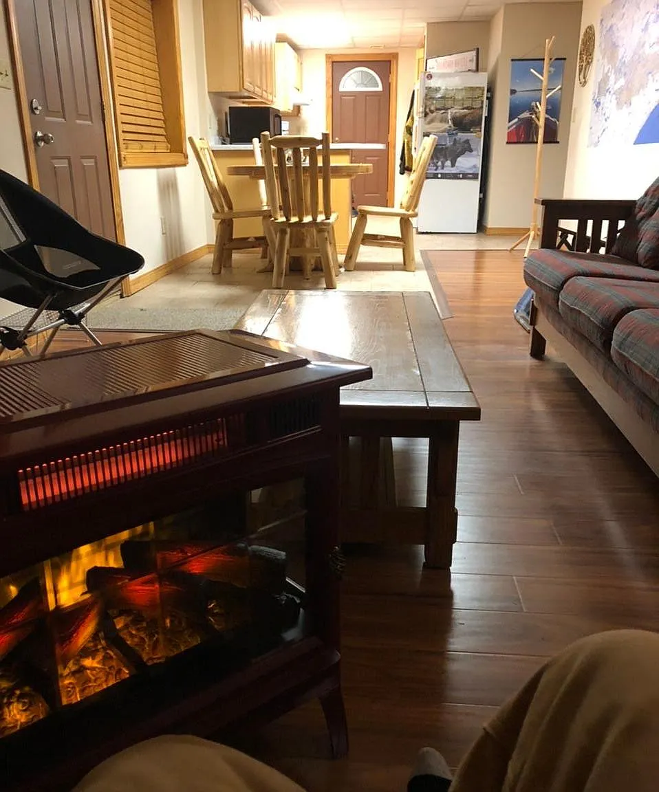 2 bed, 1000 sqft, $1,500 — Photo 3