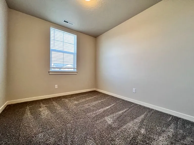 3121 N Lochness Ave — Photo 29