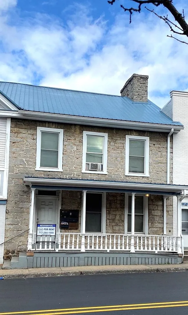 204 Lincoln Way East — Photo 2
