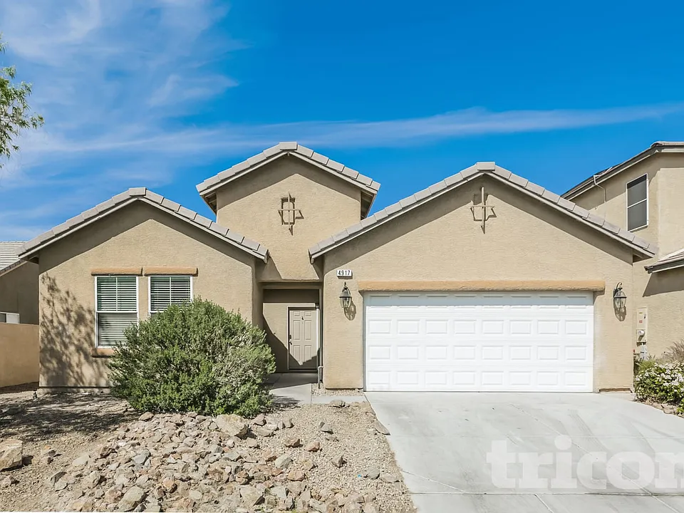 4917 Quartz Crest St