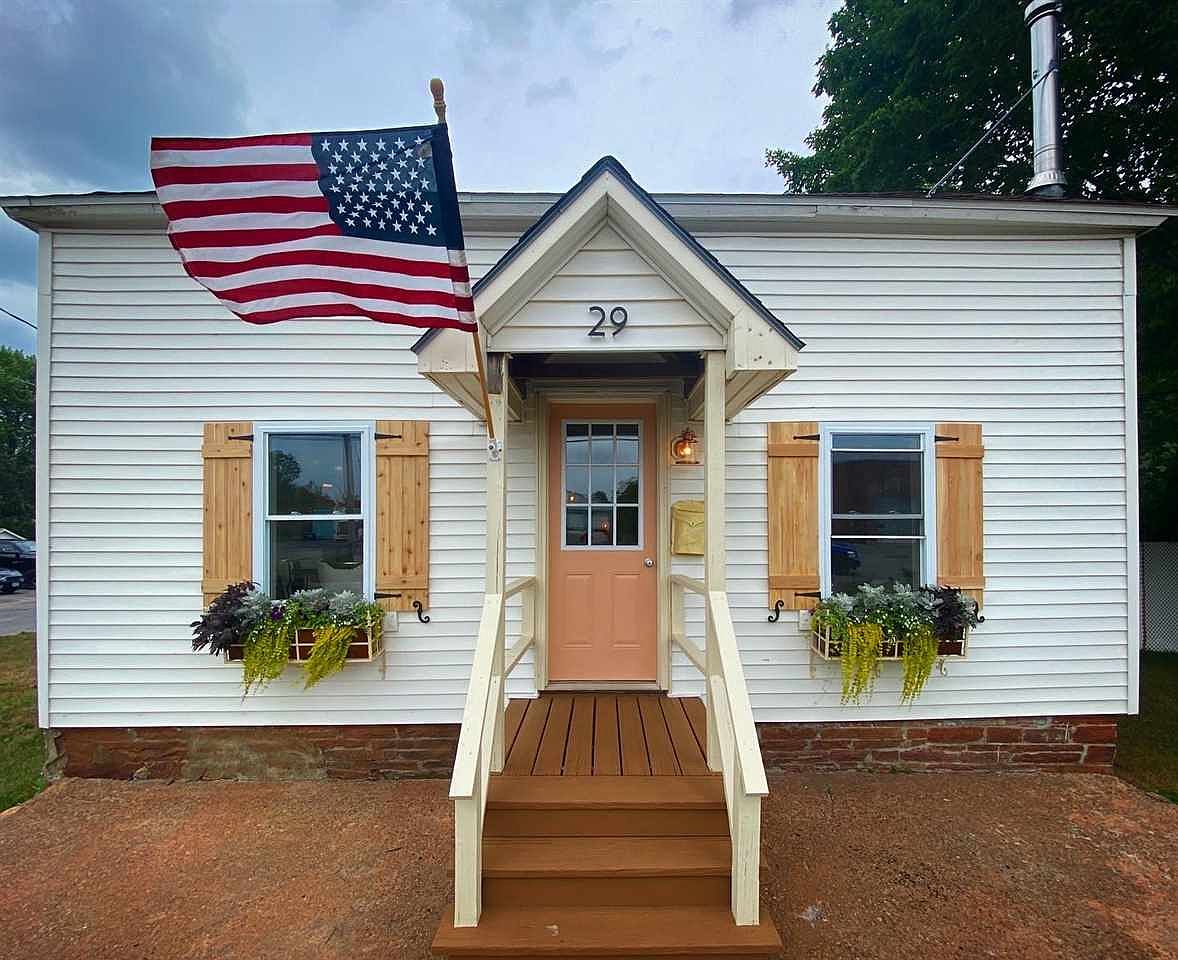 29 Pine St, Potsdam, NY 13676 Zillow