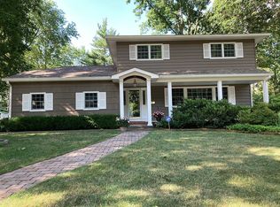 11 Howland Cir, West Caldwell, NJ 07006
