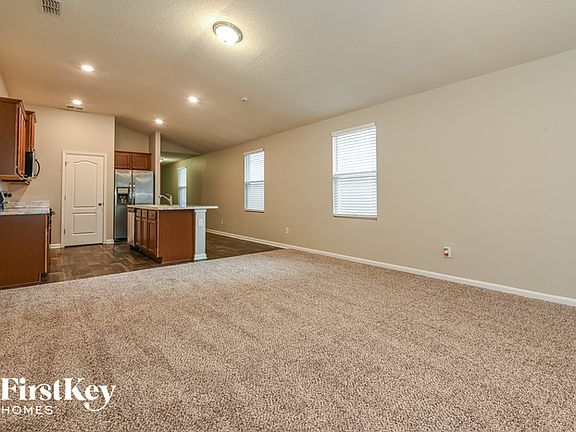 3rd image of 9042 Kipper Dr