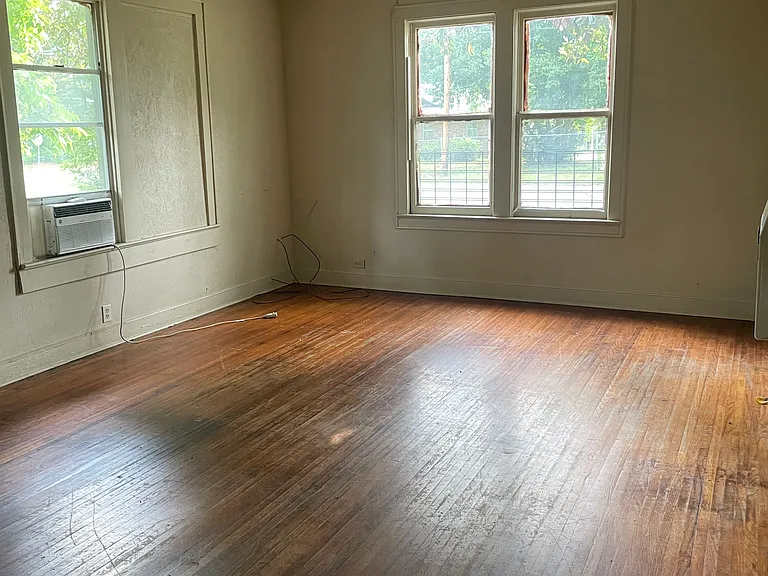 4406 Jackson St — Photo 5