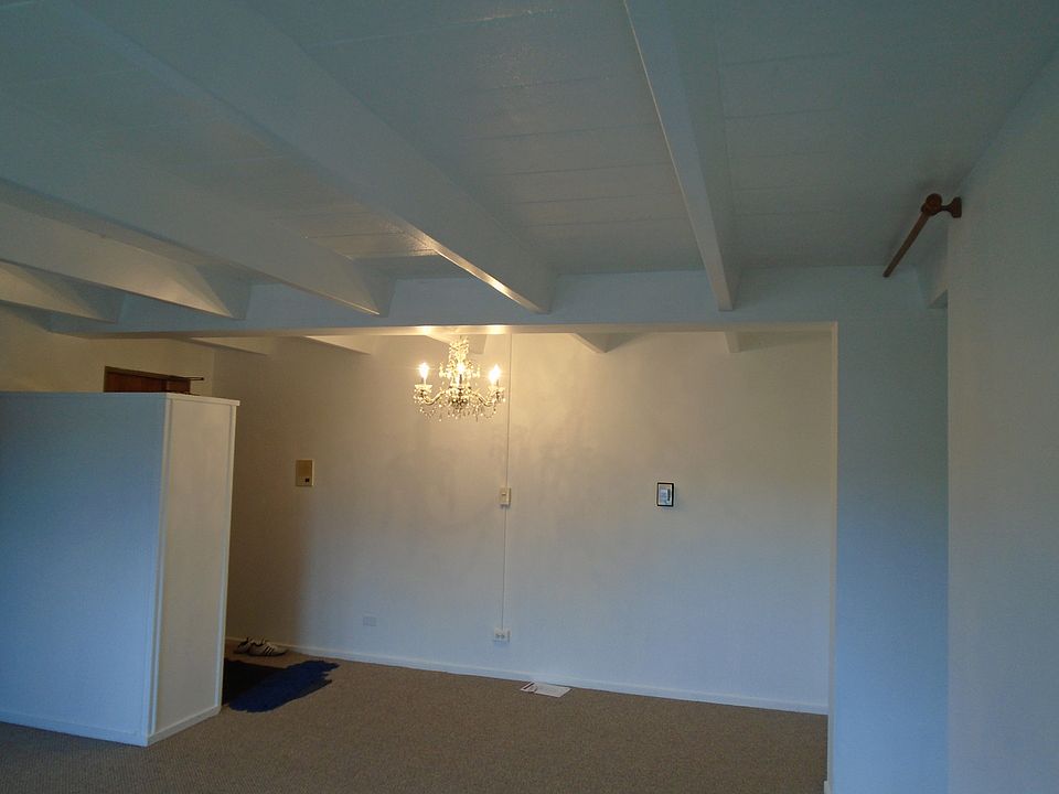 1st image of 1950 W Hood Ave APT 4B