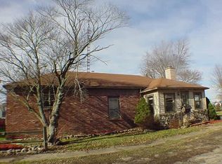 304 N State St, Boswell, IN 47921