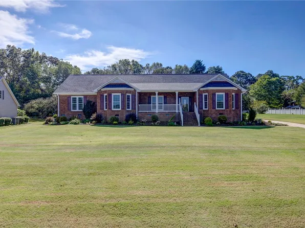 1008 Audley Ct, Easley, SC 29642