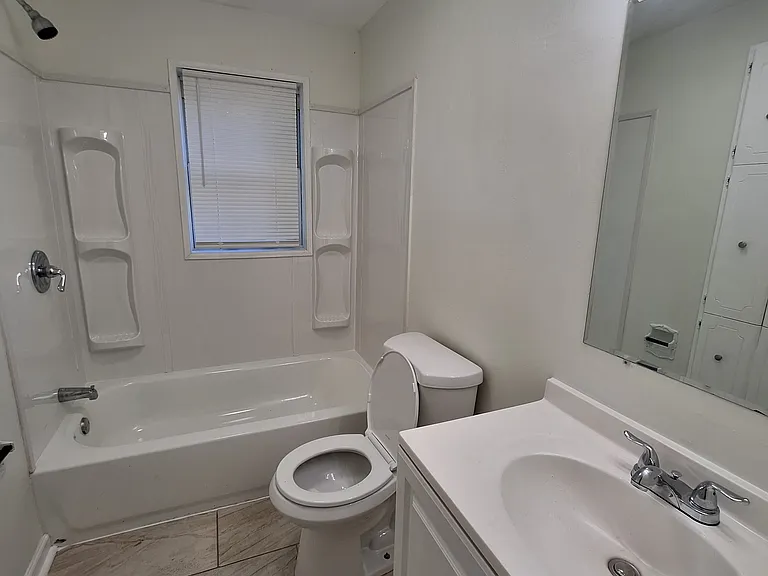 2664 Sunset Dr — Photo 7