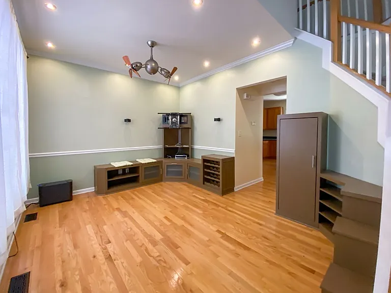 61 Old Wilder Ln — Photo 3