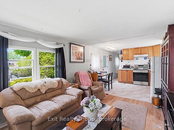 5th image of 63 Whites Rd #63