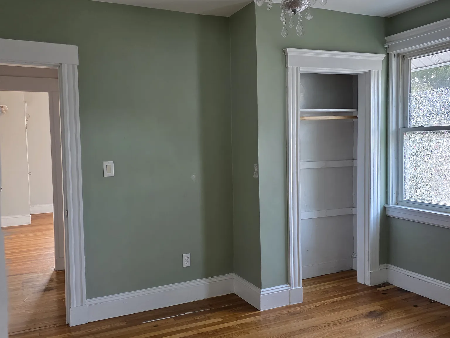 2 bed, 1170 sqft, $3,000 — Photo 1